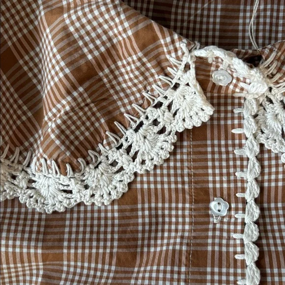 Checked Lace-Trim Puff Sleeve Top - Tan - Picture 6 of 8
